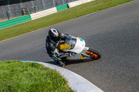 PJM-Wedding-Photography;enduro-digital-images;event-digital-images;eventdigitalimages;mallory-park;mallory-park-photographs;mallory-park-trackday;mallory-park-trackday-photographs;no-limits-trackdays;peter-wileman-photography;racing-digital-images;trackday-digital-images;trackday-photos